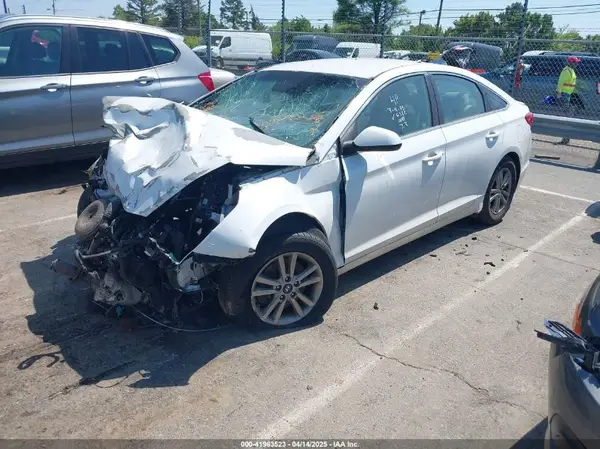 5NPE24AF0GH376382 2016 HYUNDAI SONATA - Image 2