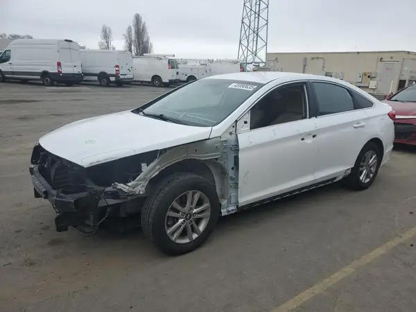 5NPE24AF0GH379380 2016 HYUNDAI SONATA - Image 1