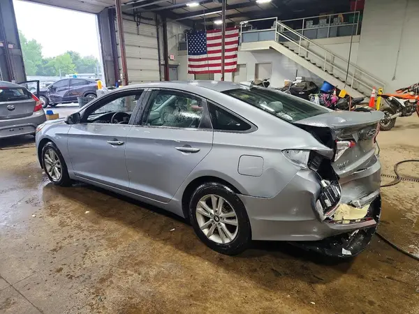 5NPE24AF0GH383350 2016 HYUNDAI SONATA - Image 2
