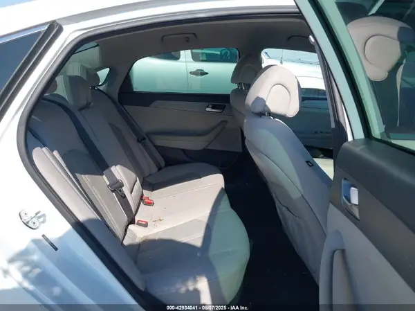 5NPE24AF0GH383865 2016 HYUNDAI SONATA - Image 8