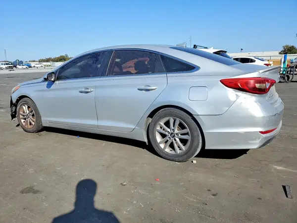 5NPE24AF0GH385700 2016 HYUNDAI SONATA - Image 2