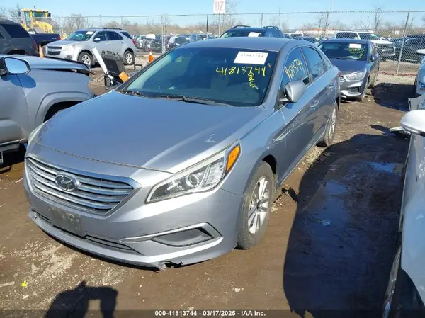 5NPE24AF0GH386233 2016 HYUNDAI SONATA - Image 2
