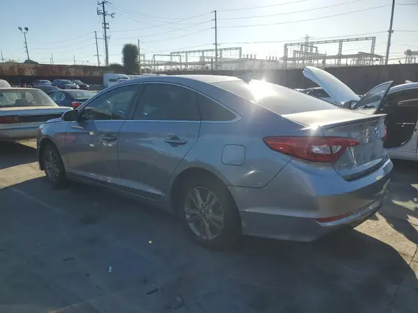 5NPE24AF0GH390413 2016 HYUNDAI SONATA - Image 2