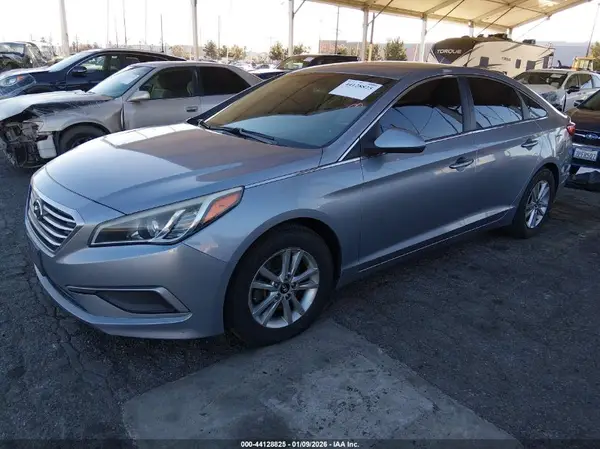 5NPE24AF0GH392940 2016 HYUNDAI SONATA - Image 2