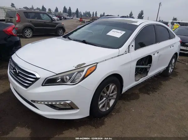 5NPE24AF0GH396048 2016 HYUNDAI SONATA - Image 2