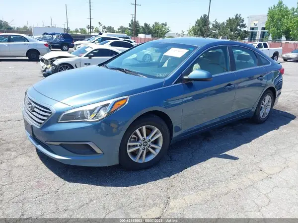 5NPE24AF0GH396289 2016 HYUNDAI SONATA - Image 2
