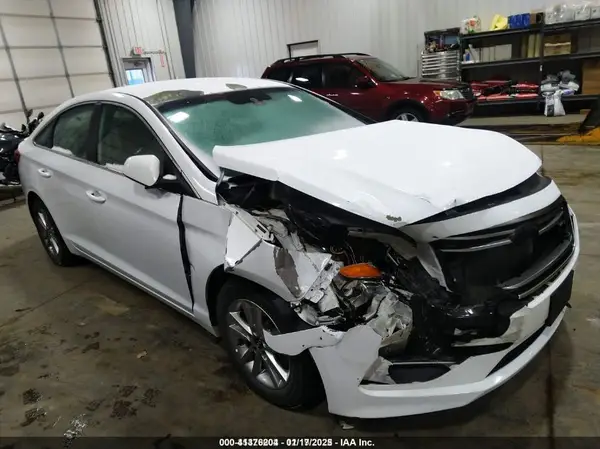 5NPE24AF0GH399306 2016 HYUNDAI SONATA - Image 1