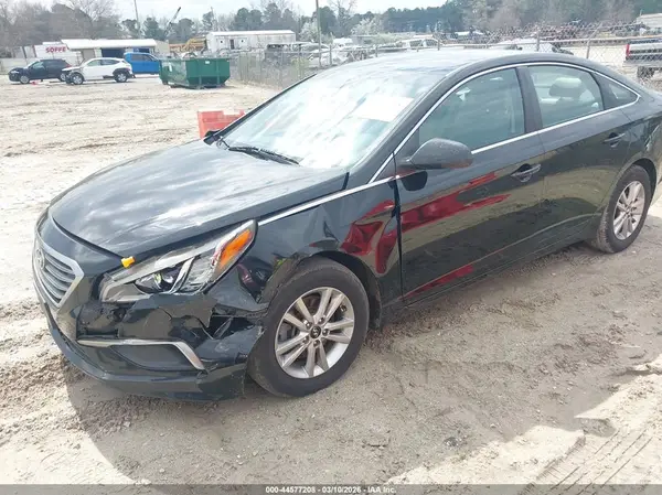 5NPE24AF0GH402074 2016 HYUNDAI SONATA - Image 2