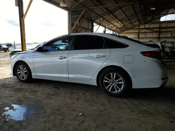 5NPE24AF0GH404603 2016 HYUNDAI SONATA - Image 2