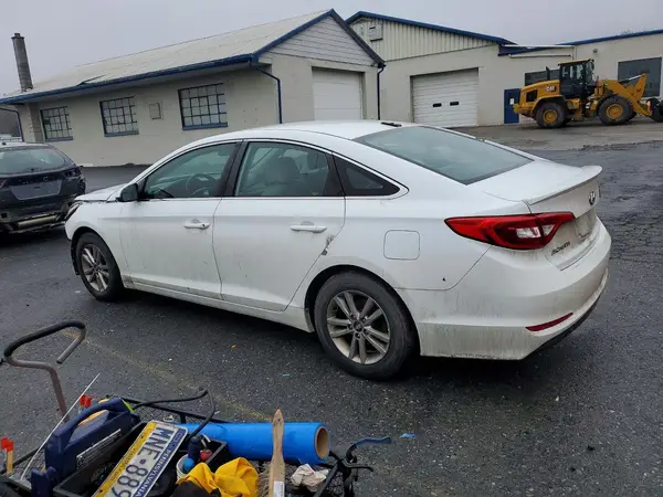5NPE24AF0GH405170 2016 HYUNDAI SONATA - Image 2