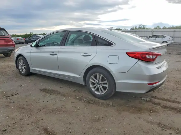 5NPE24AF0GH412815 2016 HYUNDAI SONATA - Image 2