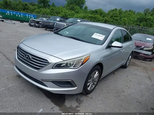 5NPE24AF0GH417819 2016 HYUNDAI SONATA - Image 2