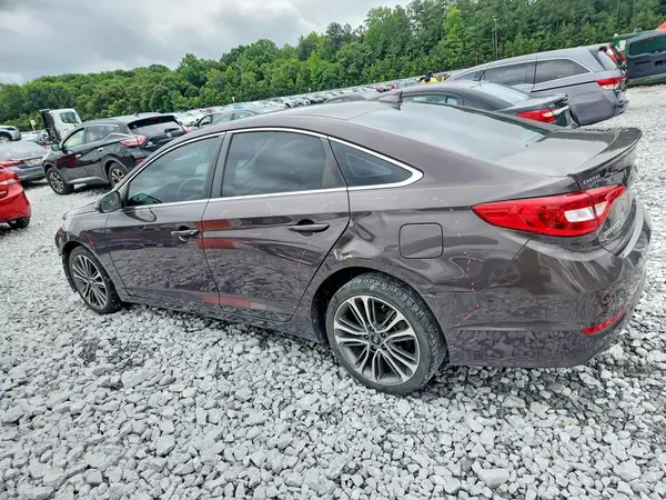 5NPE24AF0HH438025 2017 HYUNDAI SONATA - Image 2