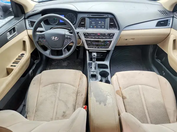 5NPE24AF0HH438025 2017 HYUNDAI SONATA - Image 8