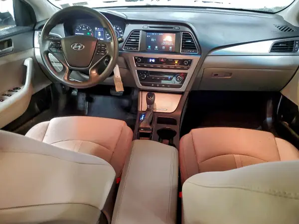 5NPE24AF0HH440244 2017 HYUNDAI SONATA - Image 8