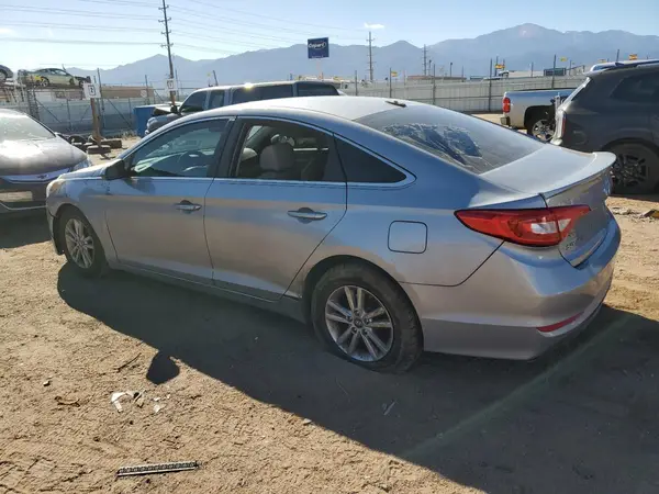 5NPE24AF0HH440731 2017 HYUNDAI SONATA - Image 2