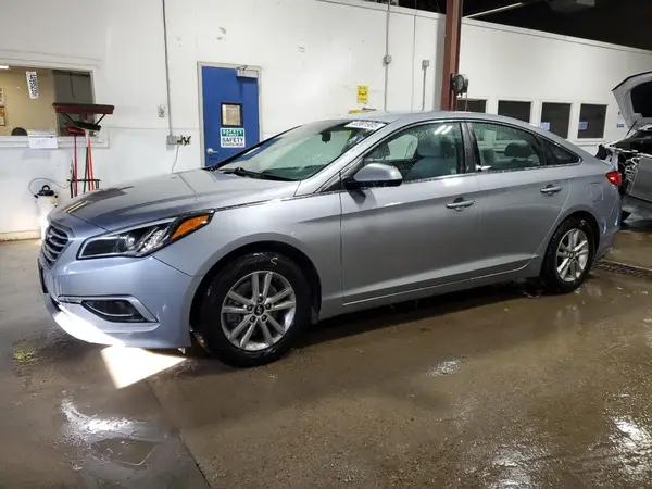 5NPE24AF0HH445072 2017 HYUNDAI SONATA - Image 1