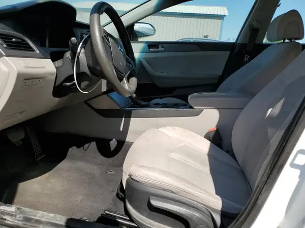 5NPE24AF0HH448067 2017 HYUNDAI SONATA - Image 8
