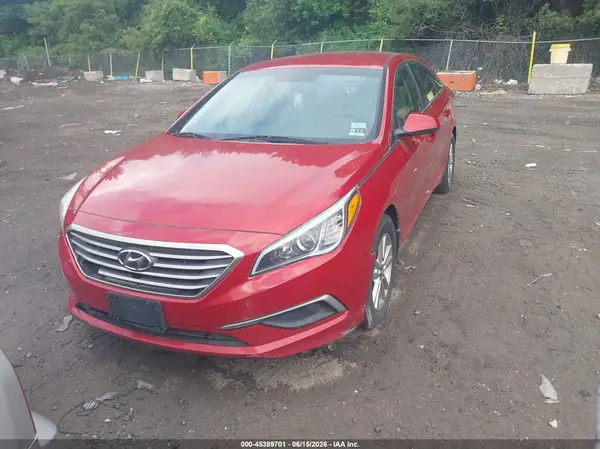 5NPE24AF0HH451857 2017 HYUNDAI SONATA - Image 2