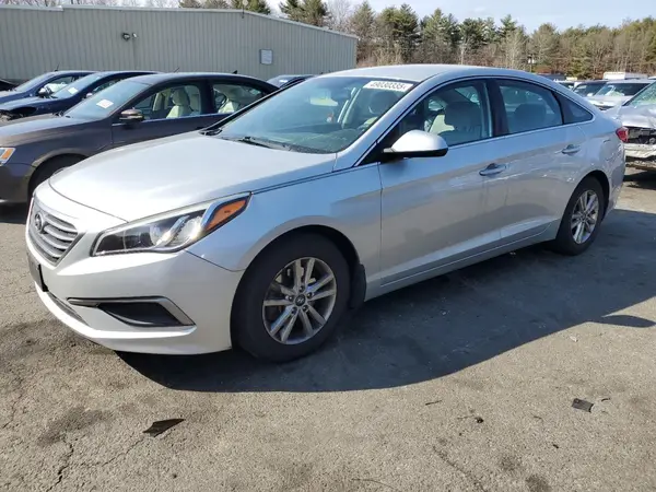 5NPE24AF0HH455746 2017 HYUNDAI SONATA - Image 1