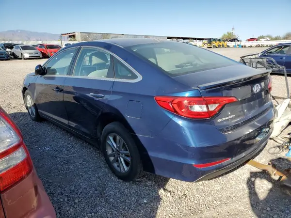 5NPE24AF0HH457061 2017 HYUNDAI SONATA - Image 2
