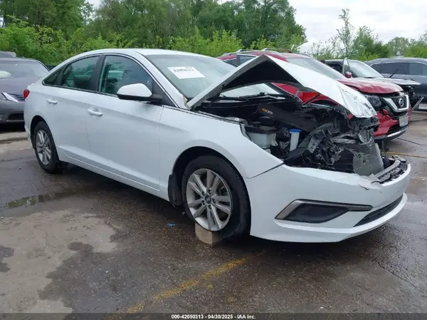 5NPE24AF0HH458033 2017 HYUNDAI SONATA - Image 1