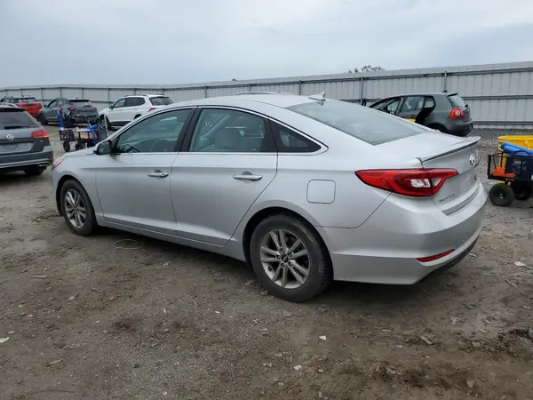 5NPE24AF0HH461675 2017 HYUNDAI SONATA - Image 2