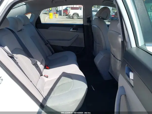 5NPE24AF0HH464172 2017 HYUNDAI SONATA - Image 8