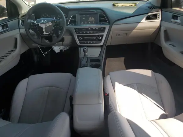 5NPE24AF0HH469551 2017 HYUNDAI SONATA - Image 8