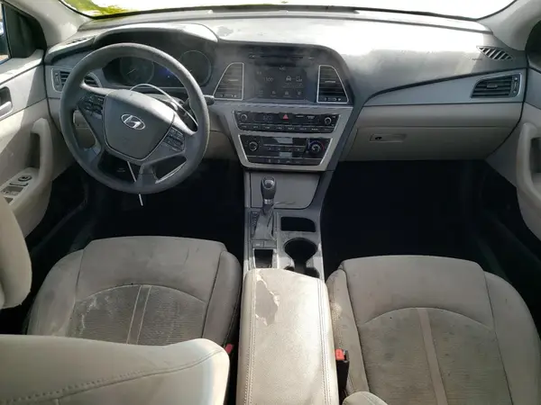 5NPE24AF0HH470988 2017 HYUNDAI SONATA - Image 8