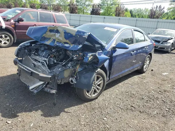 5NPE24AF0HH471624 2017 HYUNDAI SONATA - Image 1