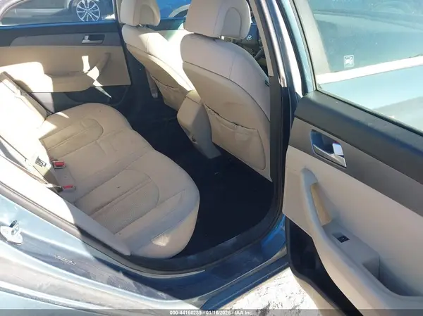 5NPE24AF0HH475396 2017 HYUNDAI SONATA - Image 8
