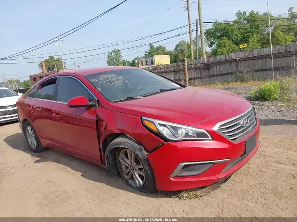 5NPE24AF0HH481330 2017 HYUNDAI SONATA - Image 1