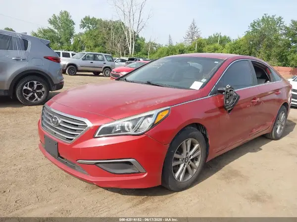 5NPE24AF0HH481330 2017 HYUNDAI SONATA - Image 2