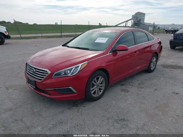 5NPE24AF0HH483546 2017 HYUNDAI SONATA - Image 2
