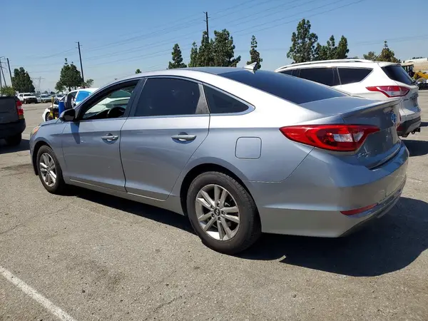 5NPE24AF0HH487516 2017 HYUNDAI SONATA - Image 2