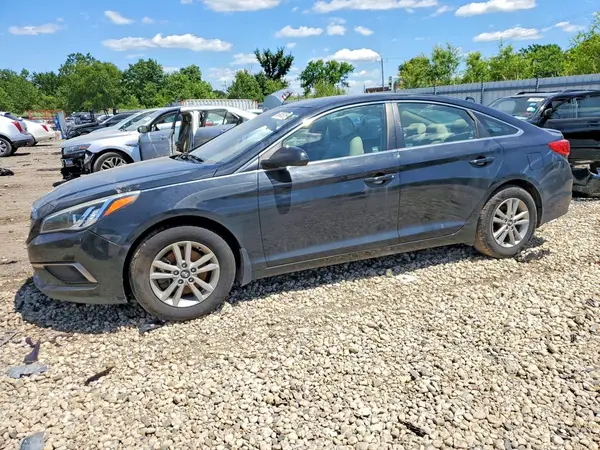 5NPE24AF0HH487614 2017 HYUNDAI SONATA - Image 1