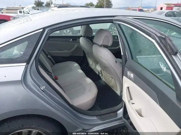 5NPE24AF0HH487676 2017 HYUNDAI SONATA - Image 8