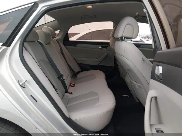 5NPE24AF0HH488102 2017 HYUNDAI SONATA - Image 8