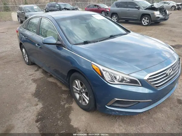 5NPE24AF0HH489119 2017 HYUNDAI SONATA - Image 1