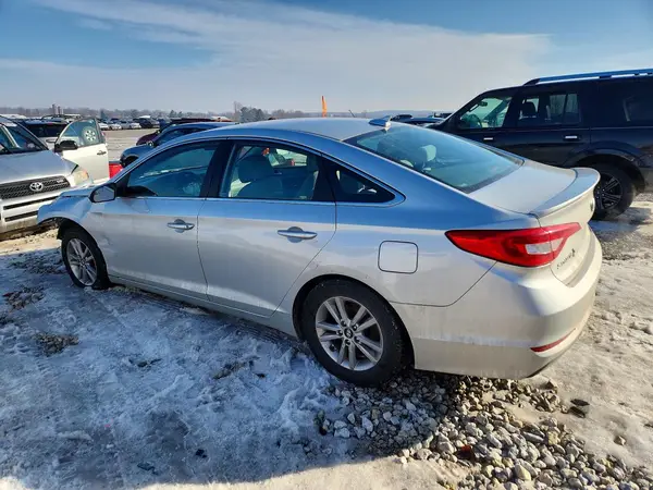 5NPE24AF0HH492893 2017 HYUNDAI SONATA - Image 2