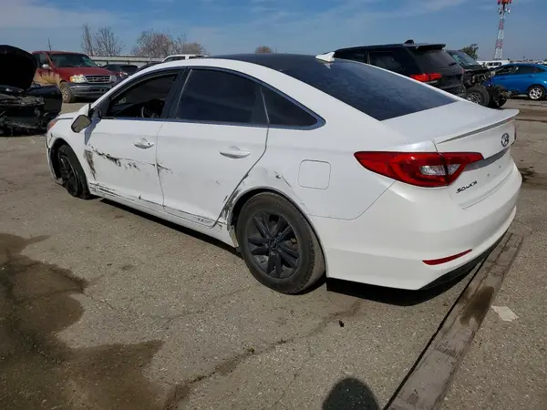 5NPE24AF0HH494143 2017 HYUNDAI SONATA - Image 2