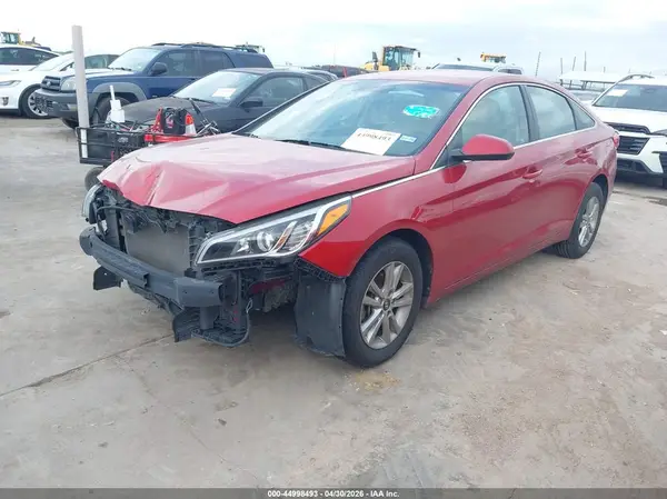 5NPE24AF0HH494739 2017 HYUNDAI SONATA - Image 2