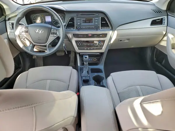 5NPE24AF0HH495826 2017 HYUNDAI SONATA - Image 8