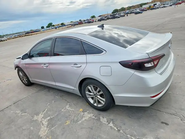 5NPE24AF0HH499794 2017 HYUNDAI SONATA - Image 2