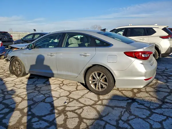 5NPE24AF0HH502421 2017 HYUNDAI SONATA - Image 2