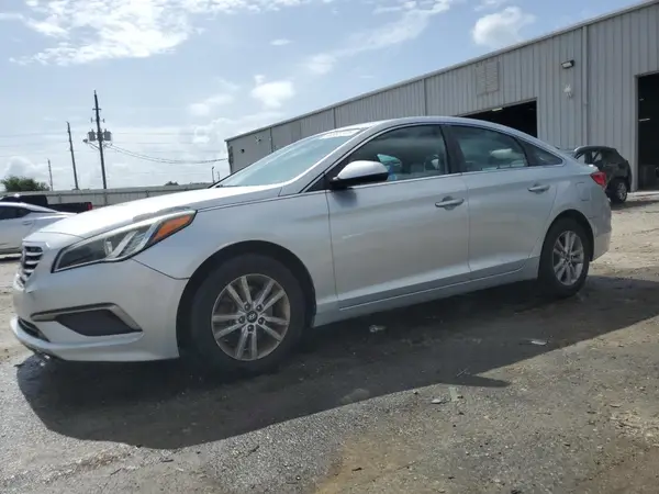 5NPE24AF0HH503987 2017 HYUNDAI SONATA - Image 1