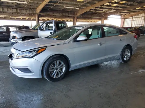 5NPE24AF0HH508476 2017 HYUNDAI SONATA - Image 1