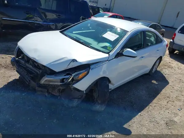 5NPE24AF0HH508817 2017 HYUNDAI SONATA - Image 2
