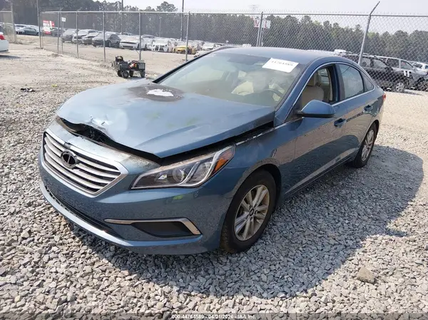 5NPE24AF0HH508882 2017 HYUNDAI SONATA - Image 2